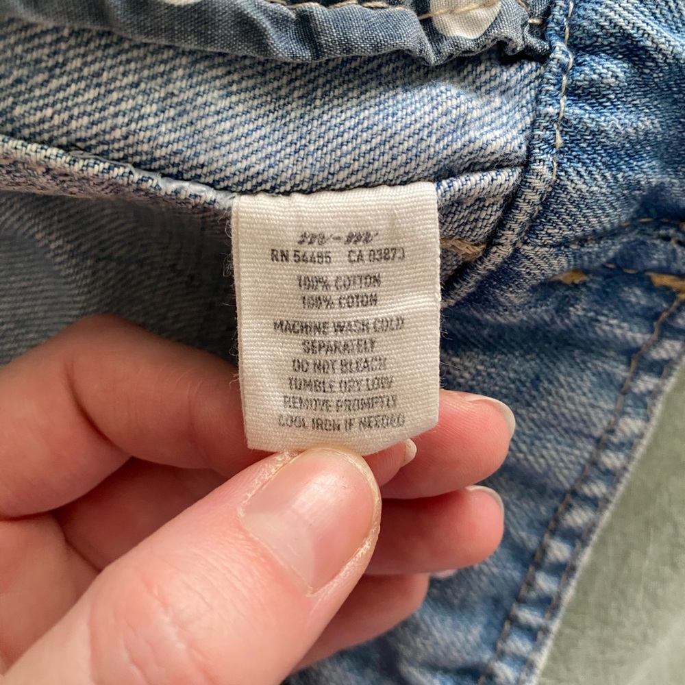 American Eagle Women’s Cropped Denim Jacket | Light Wash | Distressed | Medium - Picture 5 of 5